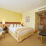 Ξενοδοχείο Berlin Airport - Conference Centre By Ihg