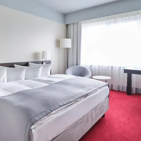 Berlin Airport - Conference Centre By Ihg 4*
