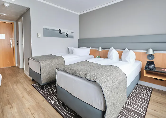 Berlin Airport - Conference Centre By Ihg 4*