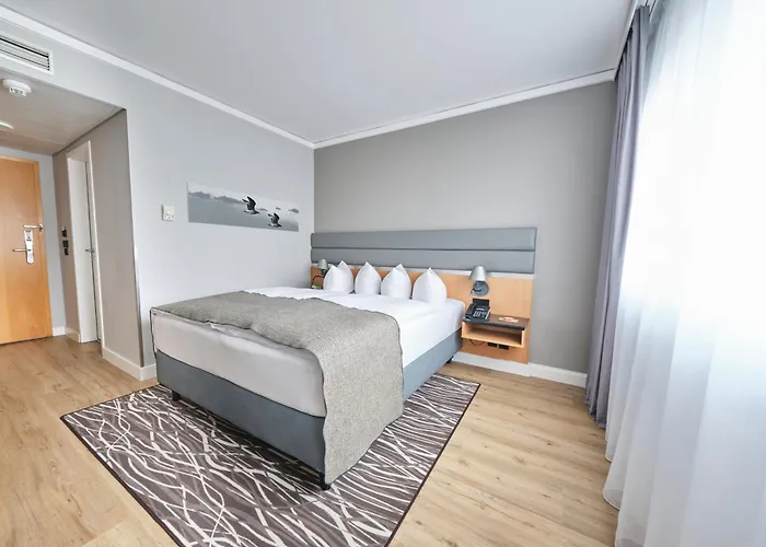 Berlin Airport - Conference Centre By Ihg Hotel