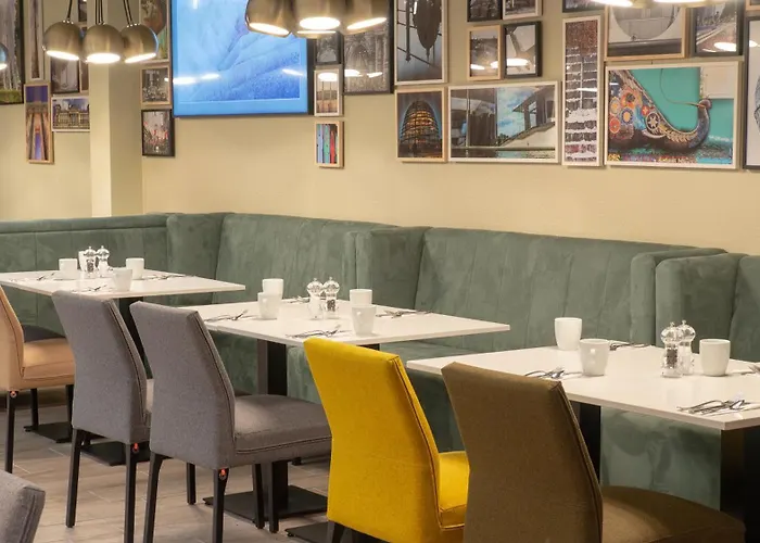 Hotel Berlin Airport - Conference Centre By Ihg Schönefeld