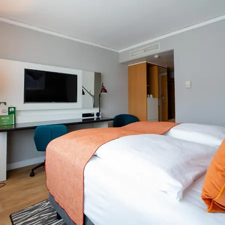 Berlin Airport - Conference Centre By Ihg 4*