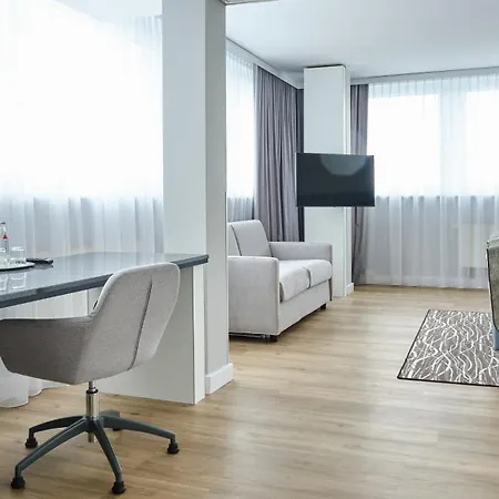 Hotel Berlin Airport - Conference Centre By Ihg Schoenefeld
