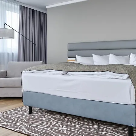 Berlin Airport - Conference Centre By Ihg Hotel Schoenefeld