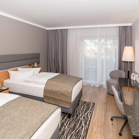 Berlin Airport - Conference Centre By Ihg Hotel 4*