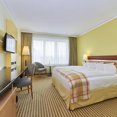 Berlin Airport - Conference Centre By Ihg Schönefeld
