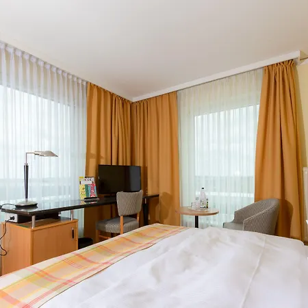 Berlin Airport - Conference Centre By Ihg Hotel Schönefeld