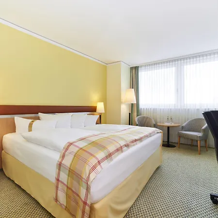 Hotel Berlin Airport - Conference Centre By Ihg Schönefeld