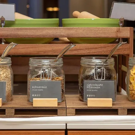 Berlin Airport - Conference Centre By Ihg Hotel Schönefeld