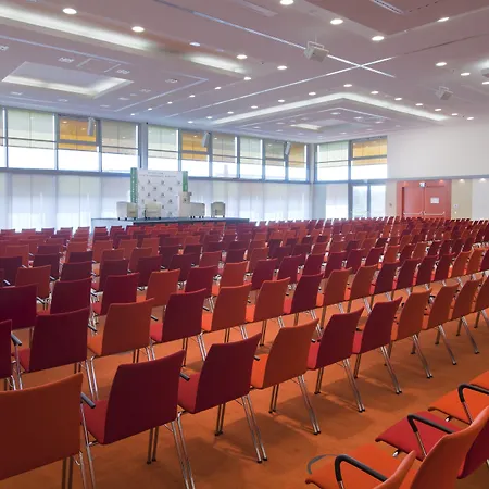 Berlin Airport - Conference Centre By Ihg 4* Schönefeld