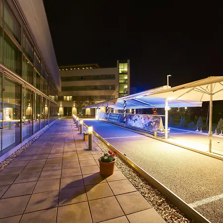 Berlin Airport - Conference Centre By Ihg 4* Schönefeld