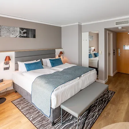 Hotel Berlin Airport - Conference Centre By Ihg Schoenefeld