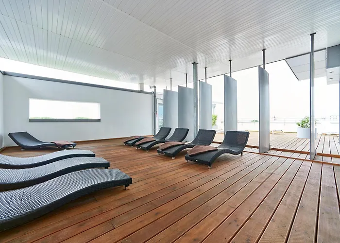 Hotel Berlin Airport - Conference Centre By Ihg