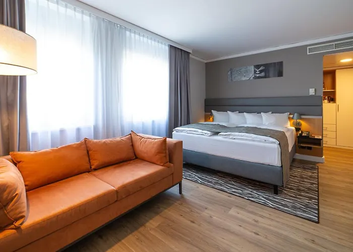 Hotel Berlin Airport - Conference Centre By Ihg