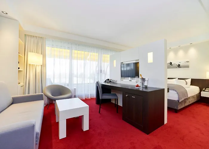 Berlin Airport - Conference Centre By Ihg 4*