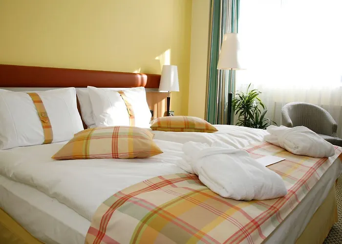 Hotel Berlin Airport - Conference Centre By Ihg Schönefeld