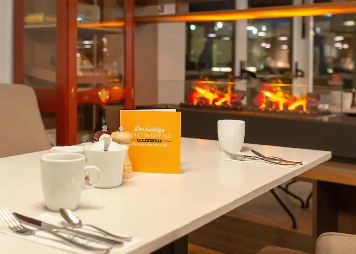 Berlin Airport - Conference Centre By Ihg 4*