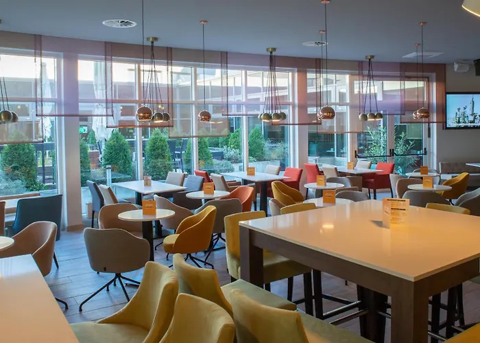 Hotel Berlin Airport - Conference Centre By Ihg