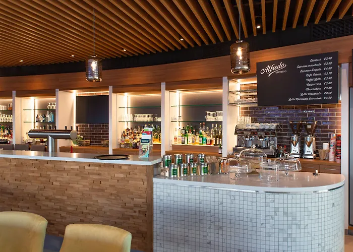 Berlin Airport - Conference Centre By Ihg Schönefeld